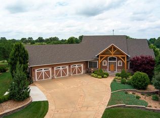 2222 Pinecrest Cir, Salina, KS 67401