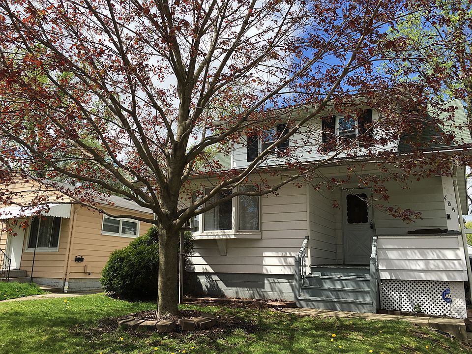 1st image of 484 Sullivan Ave