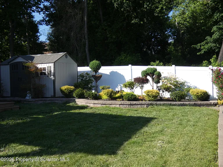 607 3rd Ave #LOWER LEV — Photo 41