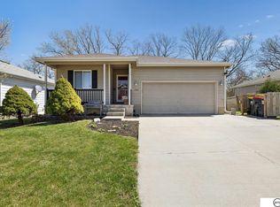 2600 NW 53rd St, Lincoln, NE 68524