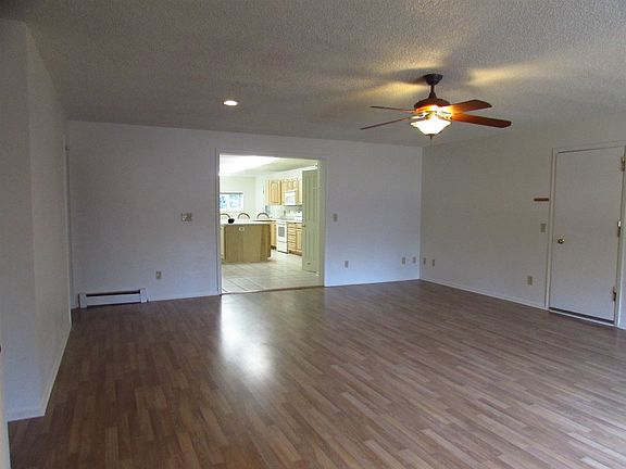 5th image of 2686 Scotch Pine Dr
