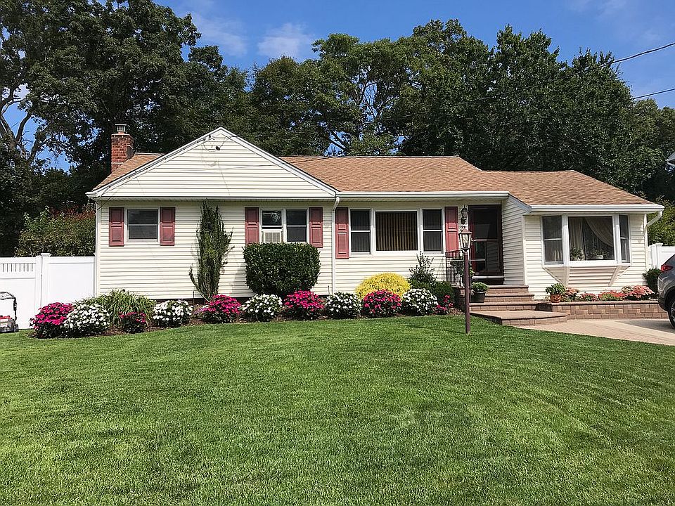 1st image of 25 Harcourt Ave