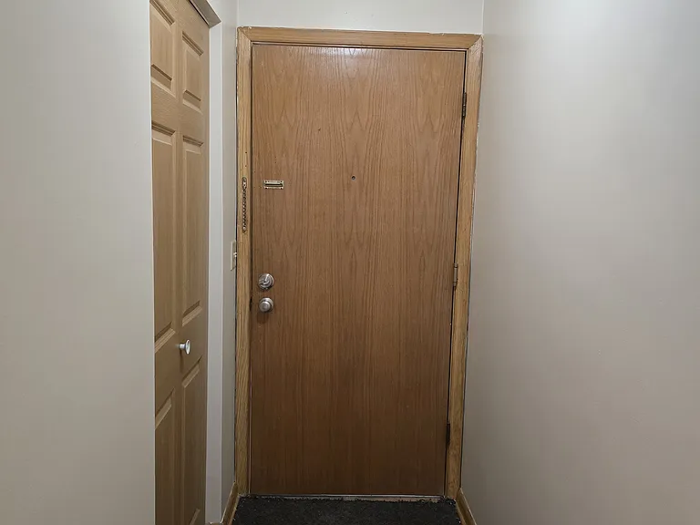 1707 Thomas Ave W #4 — Photo 5