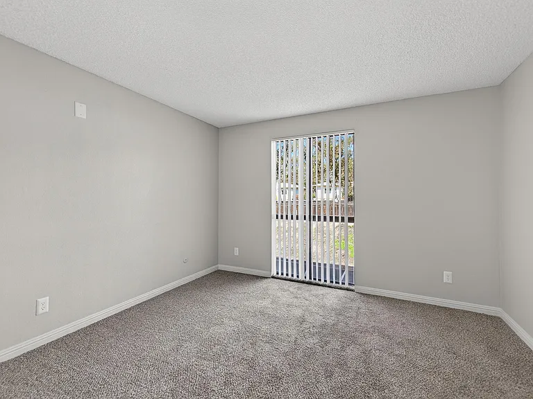 Prado Apartments — Photo 60