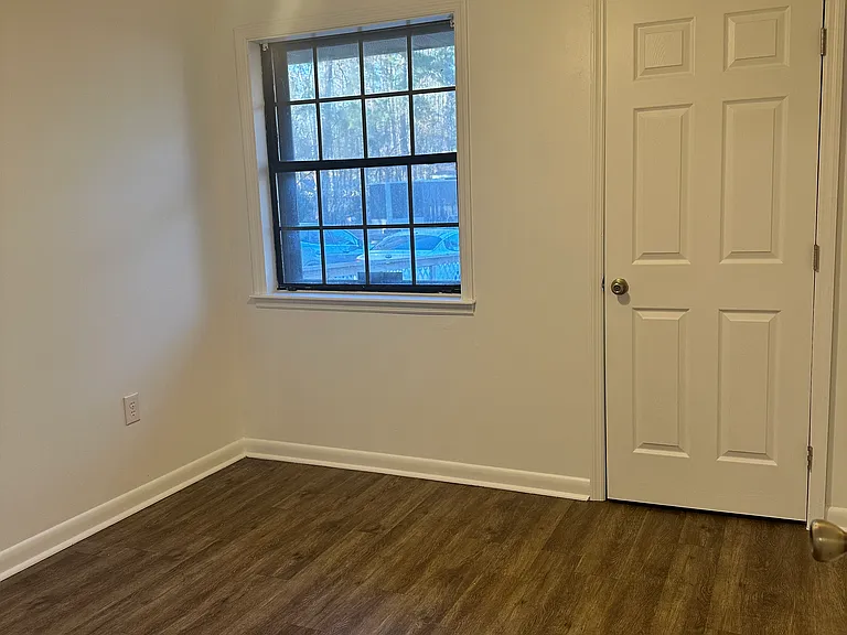 7911 Ebony Ct — Photo 11