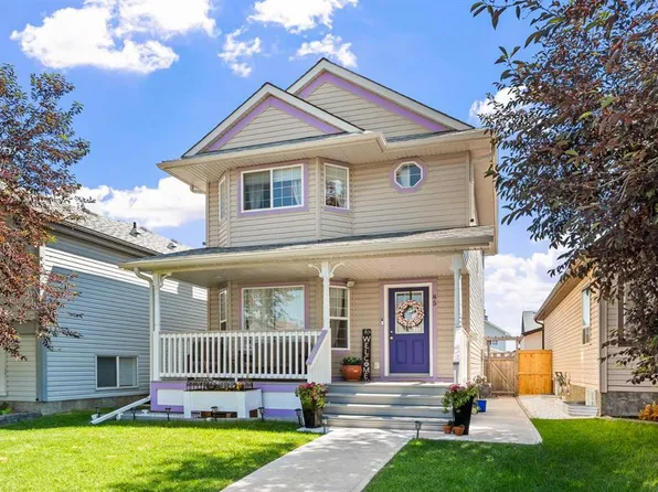 85 N Evermeadow Mnr SW, Calgary, AB T2Y 4W8