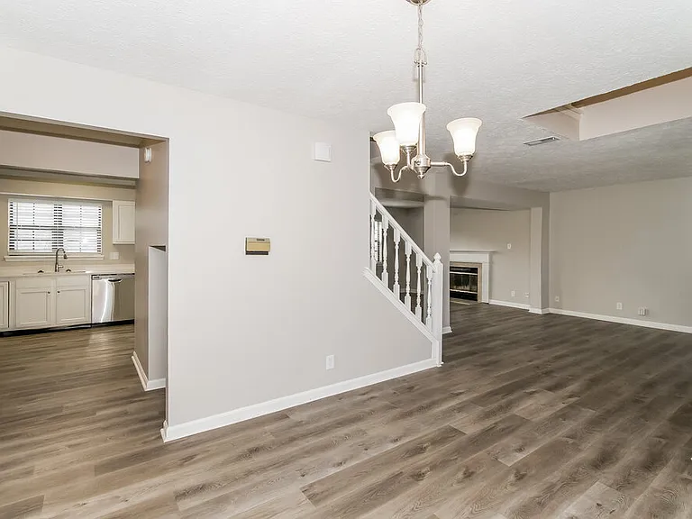 6722 Foxfire Dr — Photo 7