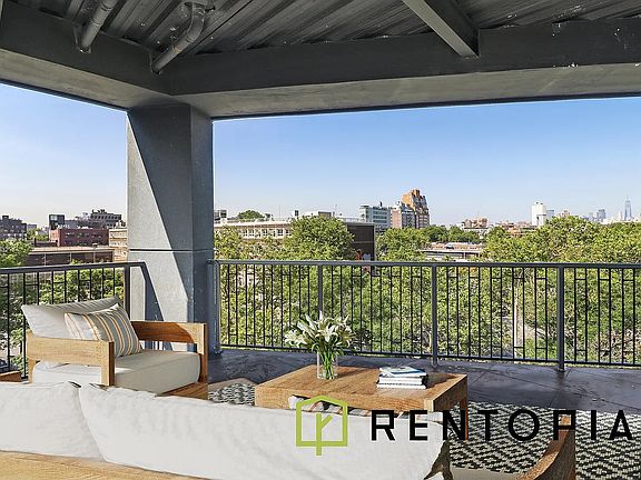 4th image of 494 Manhattan Ave APT 4A