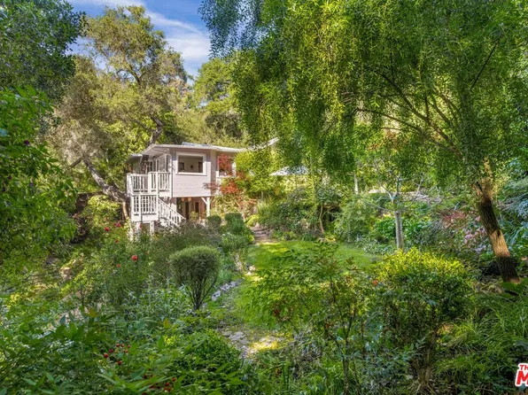 21714 Encina Rd, Topanga, CA 90290