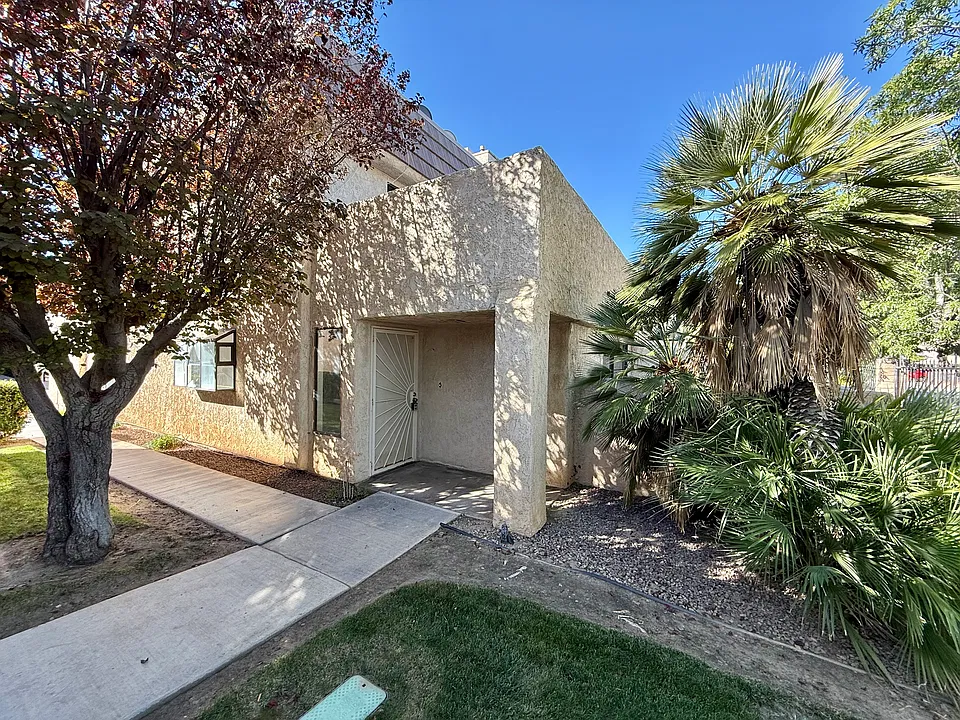 429 W Avenue J5 #4