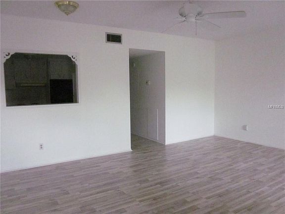3rd image of 2459 Columbia Dr APT 47