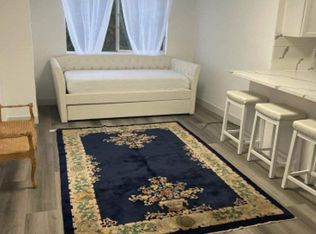 1034 Hi Point St #A, Los Angeles, CA 90035