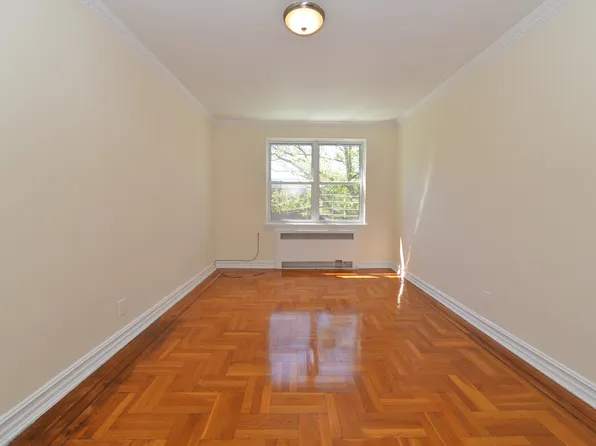 15 Bay 38 St #2, Brooklyn, NY 11214