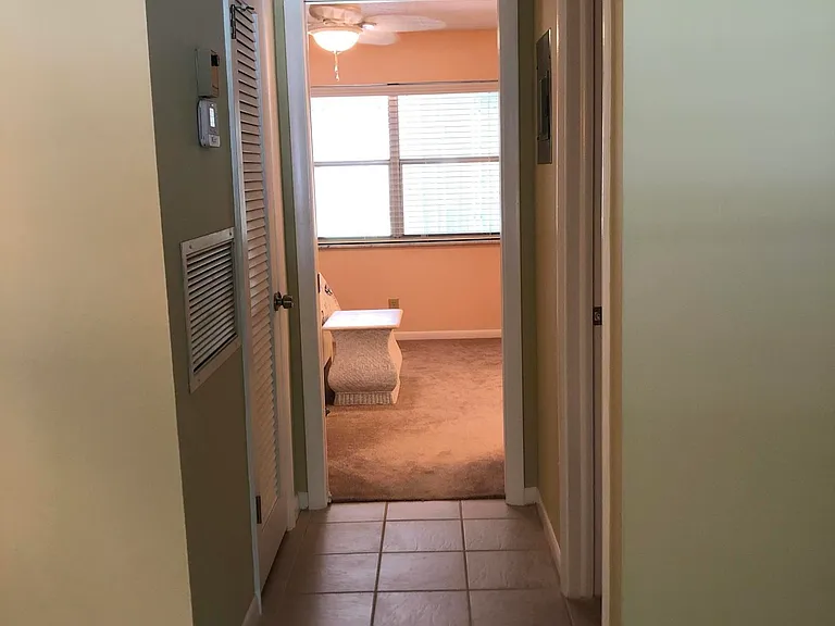 405 N High Point Blvd #C — Photo 9