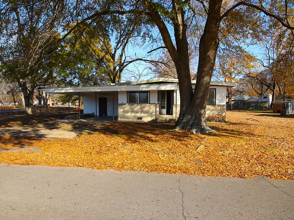 1st image of 1014 N 5th St