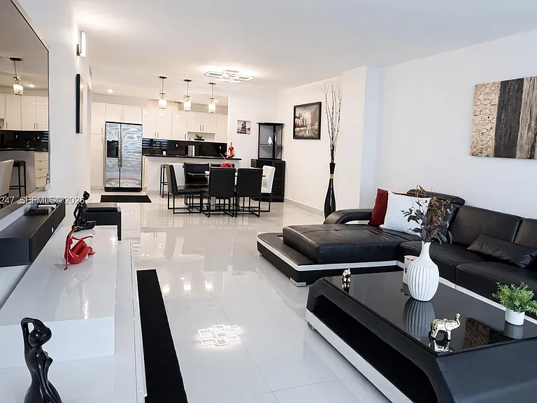 19380 Collins Ave #307 — Photo 2