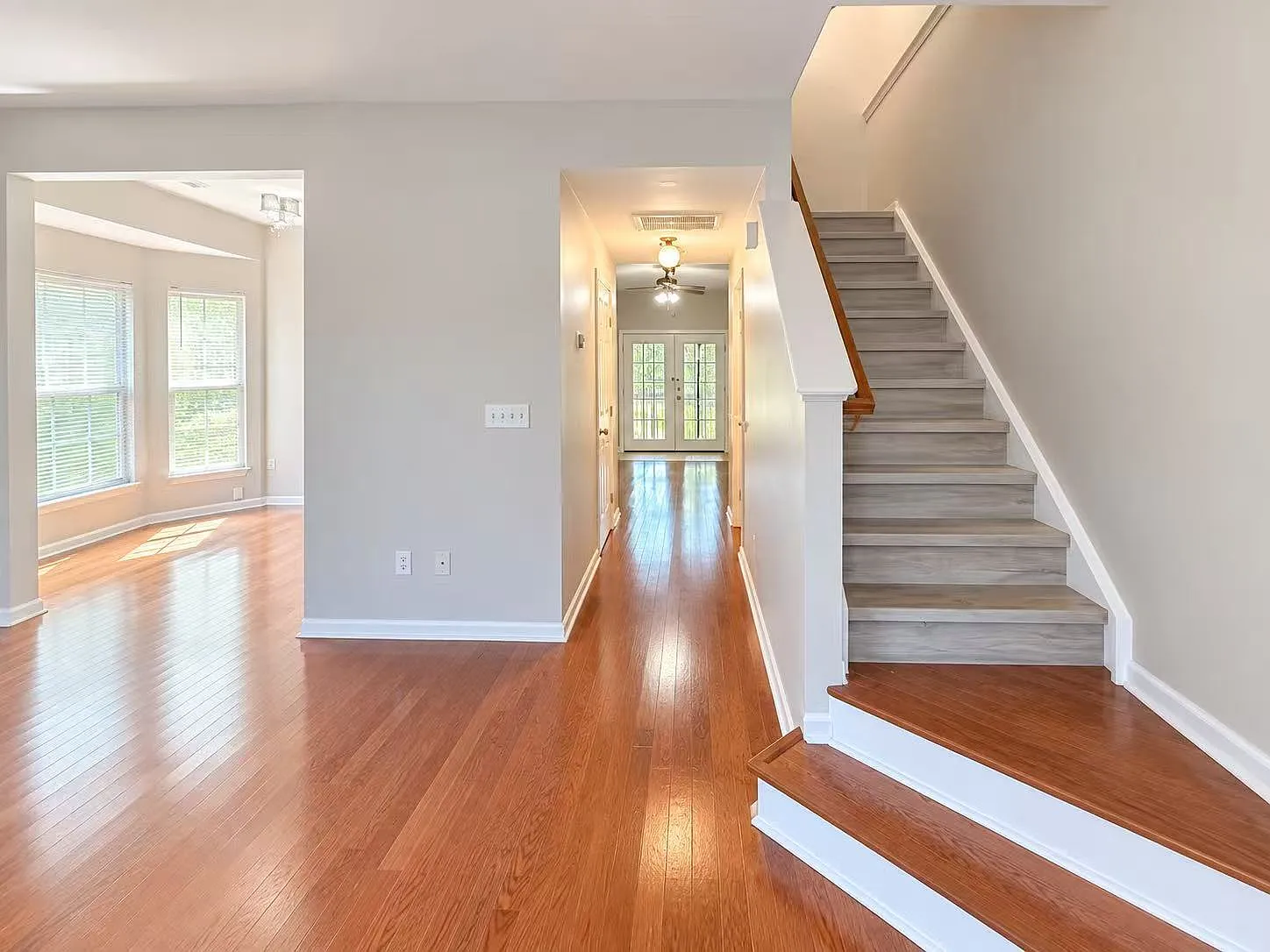 468 Canewood Place - 1 — Photo 4