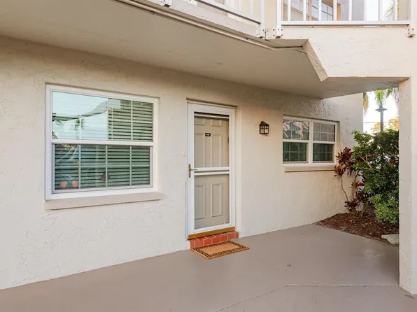 952 Virginia St APT 105, Dunedin, FL 34698