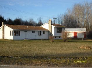 11023 180th Ave, Leroy, MI 49655