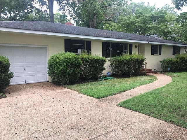 1st image of 1725 Wildwood Dr