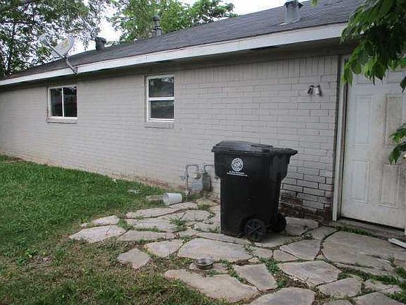 4th image of 11214 Sagepark Ln