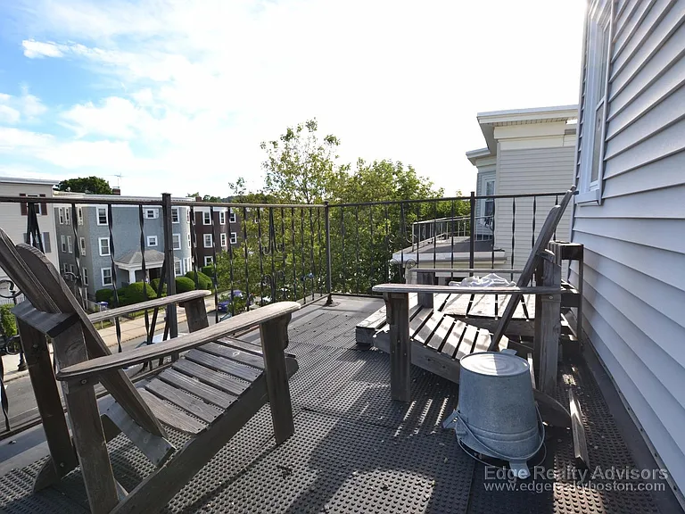 437 Washington St #1 — Photo 11