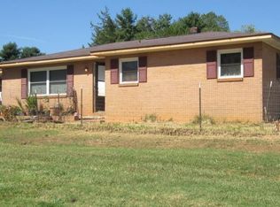 1096 Hudson Cajah Mountain Rd, Hudson, NC 28638