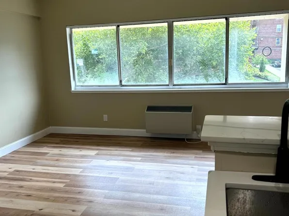 40-9998 Fayette St #21, Perth Amboy, NJ 08861