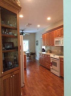 2nd image of 10230 Wildwood Cir