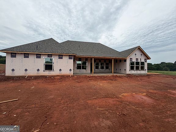 3rd image of 355 Merrybrook Rd