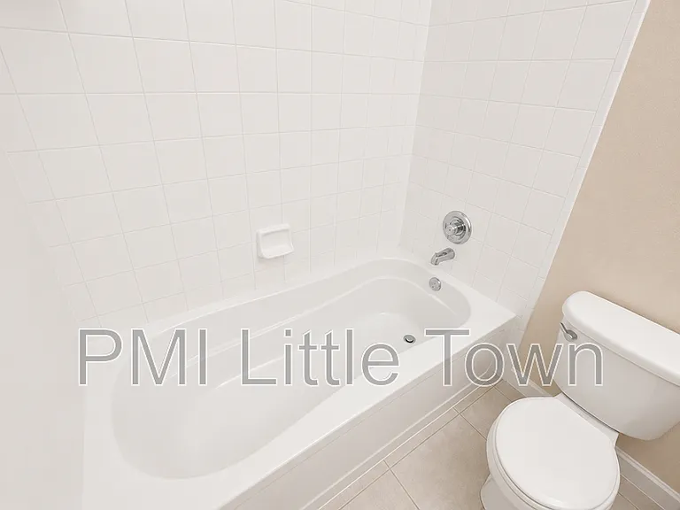 5677 Park Pl #104D — Photo 14