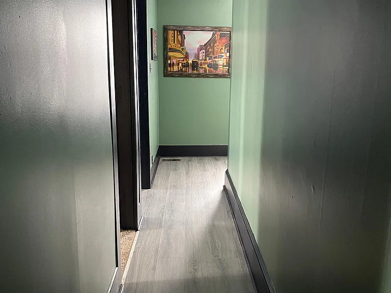 363 Groves Ct — Photo 17
