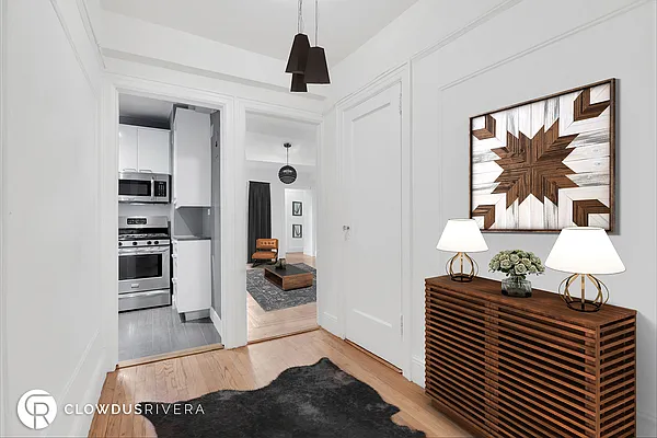 Sold by Cooper & Cooper Real Estate | media 9