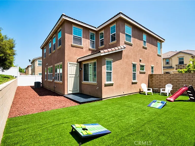 1523 Johnson Ct — Photo 1