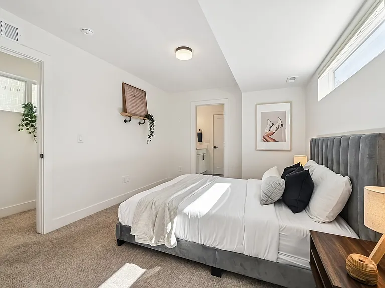 1580 N Lowell Blvd #2 — Photo 26