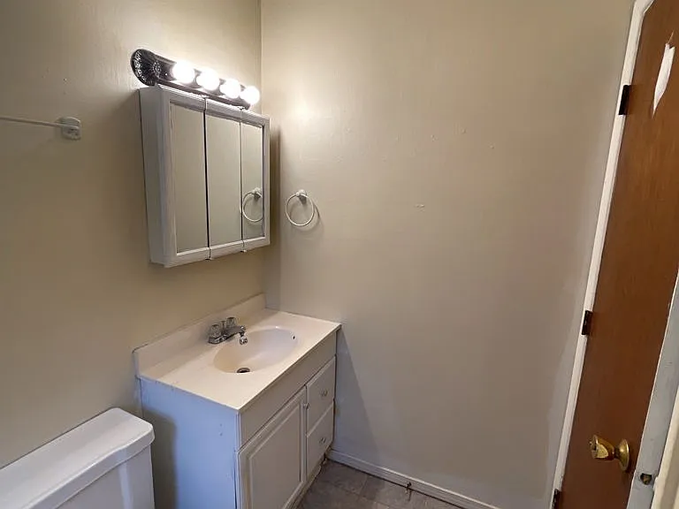 William Drive Apartments — Photo 8