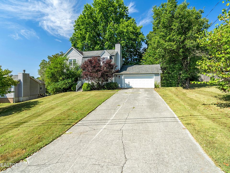1st image of 1915 Penwood Dr
