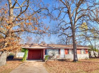 797 Oak Grove Rd, Springdale, AR 72762