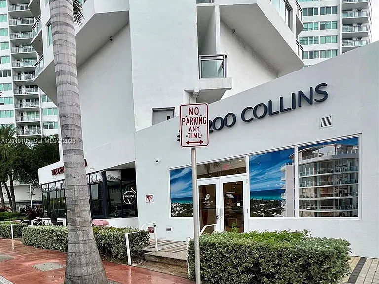 7135 Collins Ave #1523 — Photo 5