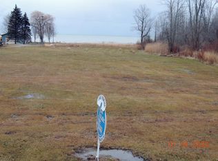 Forest Bay Dr, Port hope, MI 48468