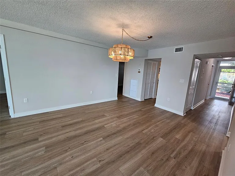 5900 Shore Blvd S #101 — Photo 6