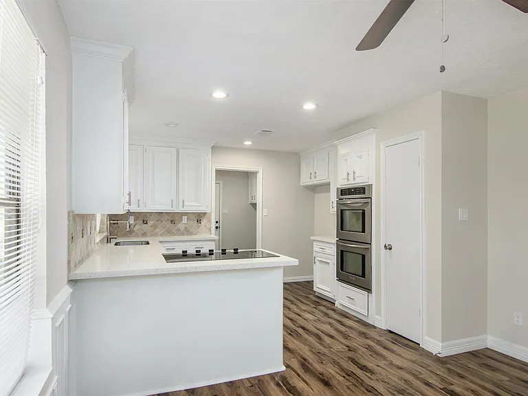 2716 Pine Cone Ln — Photo 13