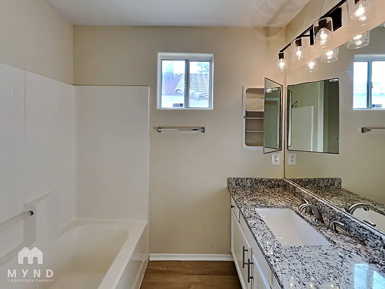 8520 W Palm Ln #1093 — Photo 14