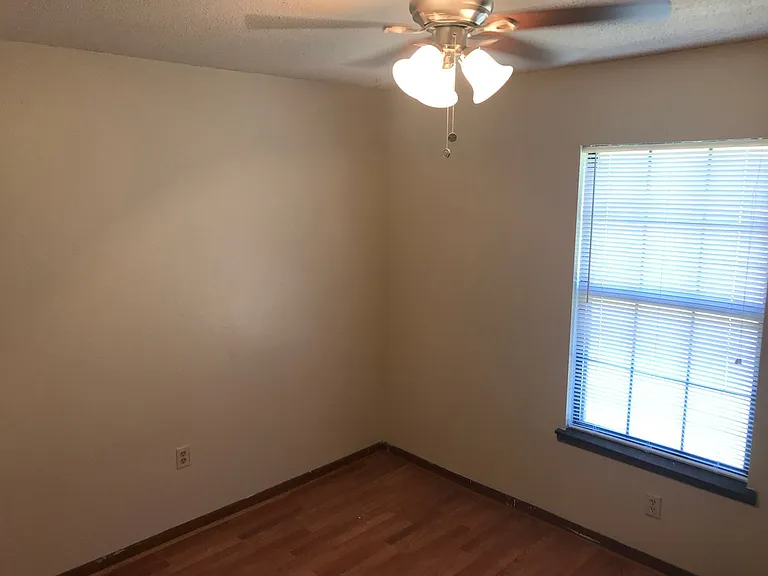 117 Stephens Ln — Photo 8