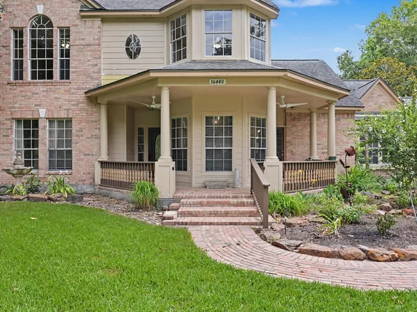16440 Holly St, Porter, TX 77365