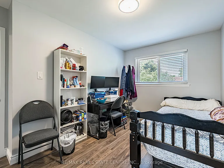 937 Blairholm Ave #UPPER — Photo 22