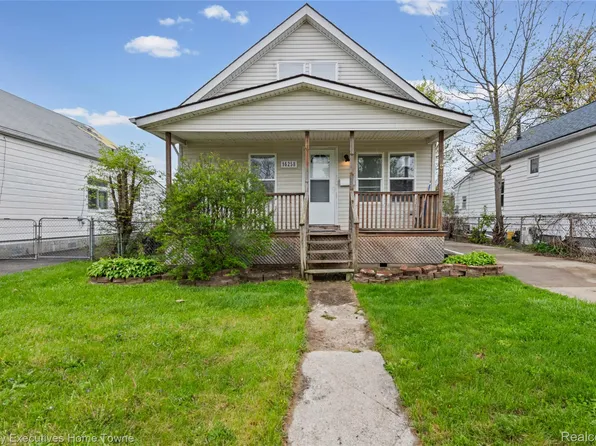 16258 Evergreen Ave, Eastpointe, MI 48021