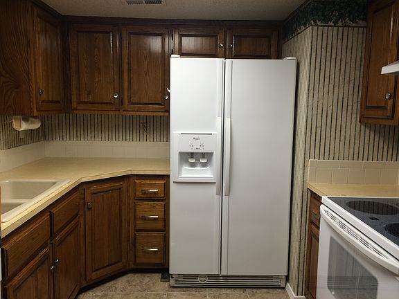 2nd image of 34 Lunsford Ln
