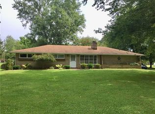 517 Moss Ln, Greenville, PA 16125