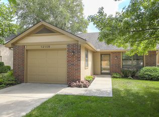 12109 W 121st St, Overland Park, KS 66213